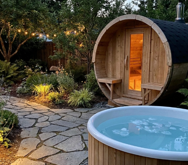 Why Winter Is the Best Time to Own a Barrel Sauna